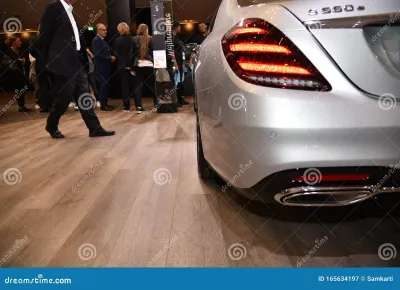 S 560 E
